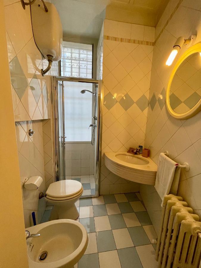 4 Balconi Rooms- Dimora Arditi B&B Lecce Ngoại thất bức ảnh