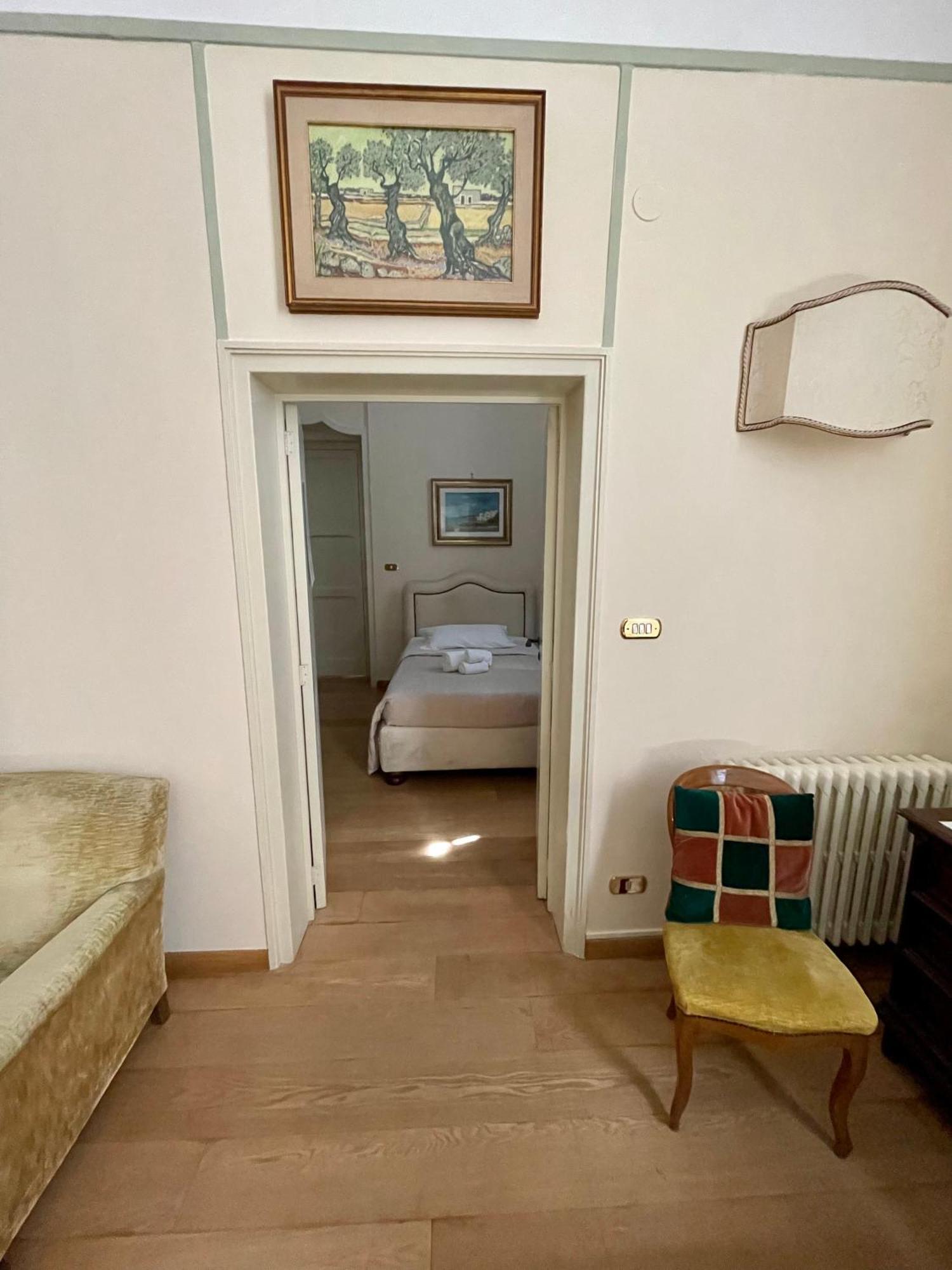 4 Balconi Rooms- Dimora Arditi B&B Lecce Ngoại thất bức ảnh
