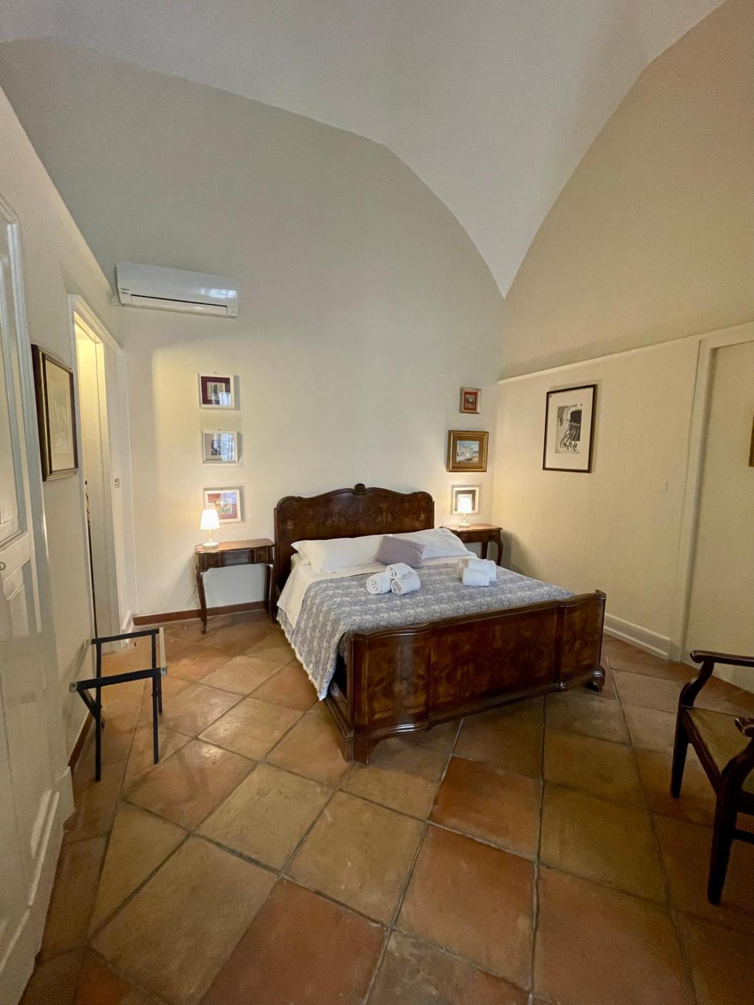 4 Balconi Rooms- Dimora Arditi B&B Lecce Ngoại thất bức ảnh